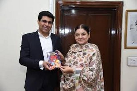 Maneka Gandhi Receives First Copy of Children’s Science Fiction Book