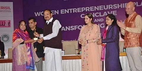 Manipur : Women Entrepreneur Honoured With ‘Woman Transforming India Award 2018’