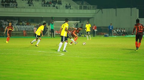 East Bengal take on Real Kashmir in battle for top spot