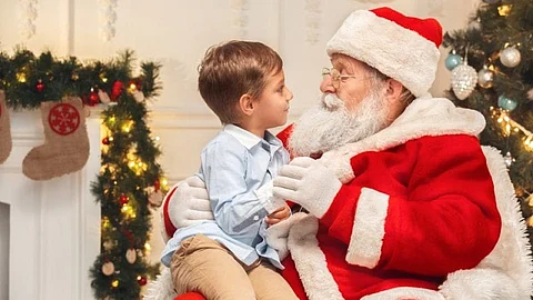 Survey Finds Children Stop Believing In Santa Claus By The Age of Eight