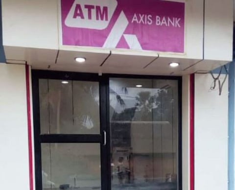 ATM of Axis Bank looted in Nagaon