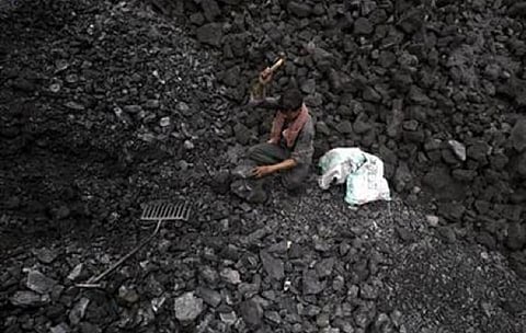 Tools used for illegal coal mining seized in Hamren