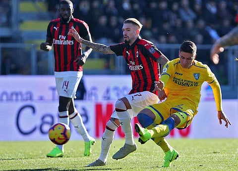 Milan ties 0-0 with Frosinone in Serie A, extends its winless streak