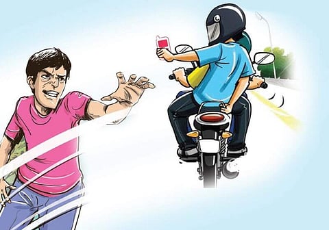 Two arrested for snatching mobile phones by Fancy Bazar police