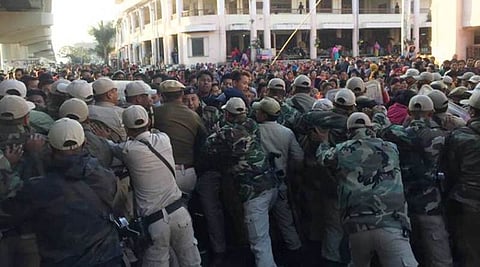 3 Injured in Manipur Student-Police Clash Over Citizenship (Amendment) Bill