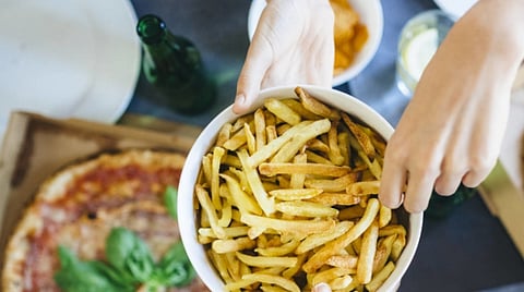 Want To Fight Fried Food Carvings? Surround Yourself With Its Smell: Study