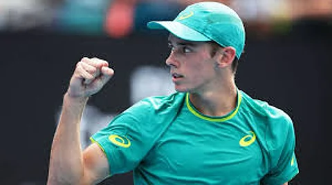 De Minaur claims 1st ATP title