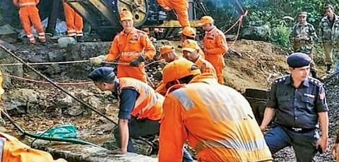 Trapped Miner’s Father Wants To Rappel Down Mine To Look For Son