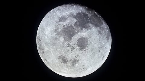 Asteroids colliding with Earth, Moon began 290 mn years ago