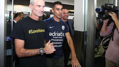 Refugee Bahraini footballer Hakeem al-Araibi returns to Australia