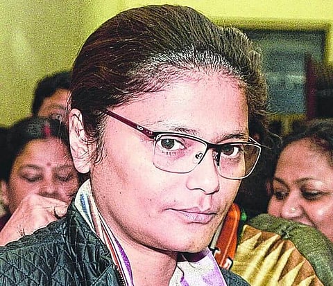 Giant Candidate of Silchar Sushmita Dev faces massive defeat, loses family baston !