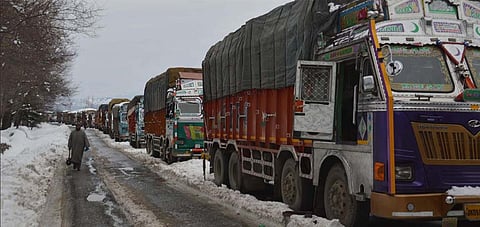 Managing traffic on an artery that for days doesn’t exist