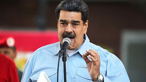 Maduro blocks aid to crisis-hit nation