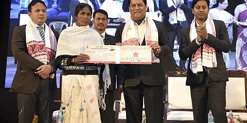 Chief Minister launches an aid for the elderly: Maan-Dhan Yojana