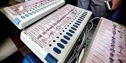 First level randomisation of voting machines held