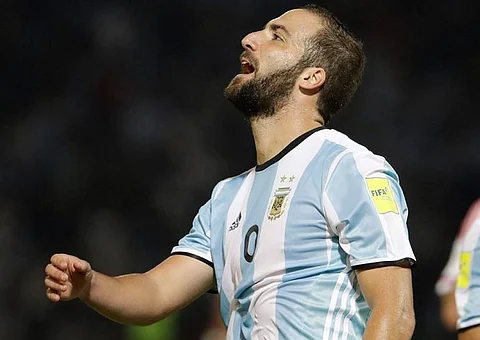 Gonzalo Higuain Retires From International Football