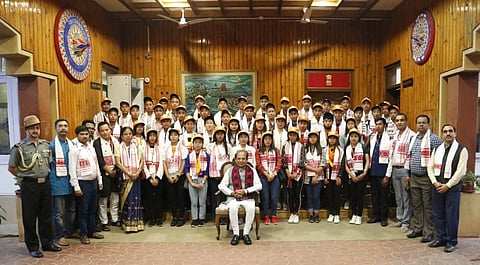 Governor Jagdish Mukhi Interacts With National Integration Contingent