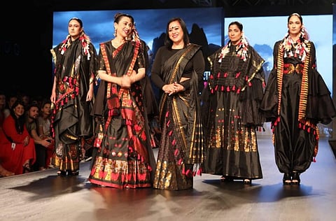 Karisma Kapoor Flaunts Mekhla Chador At LMIFW