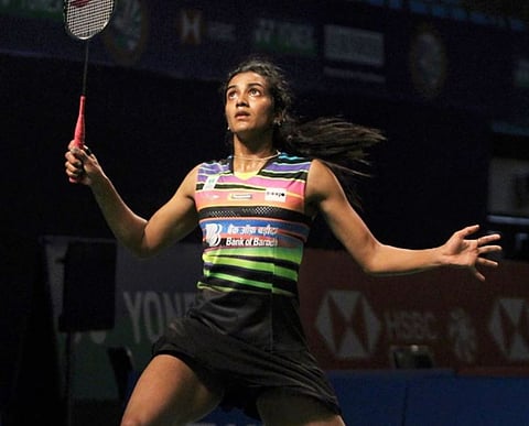 Singapore Open: PV Sindhu in semis, Saina Nehwal exits