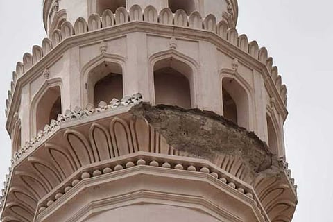 Unseasonal Rains Damage Iconic Charminar