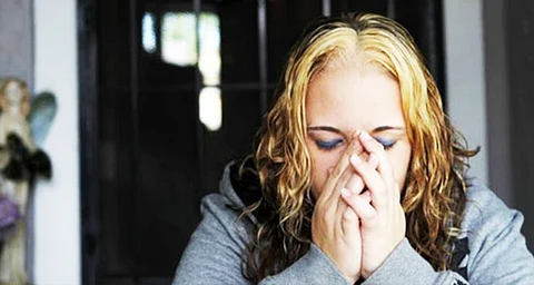 Living Alone Ups Risk of Mental Disorders