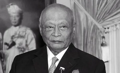 Former Malaysian King Sultan Ahmad Shah Passes Away