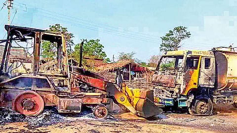 Maoists Torch Vehicles In Odisha’s Kalahandi District