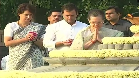 Narendra Modi Pays Tribute to Ex-PM Rajiv Gandhi On His Death Anniversary