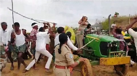 Woman forest officer mercilessly beat up by Telangana Rashtra Samiti (TRS) workers