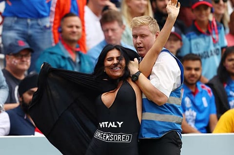 Streaker Attempts Pitch Invasion During World Cup 2019 Final At Lord’s