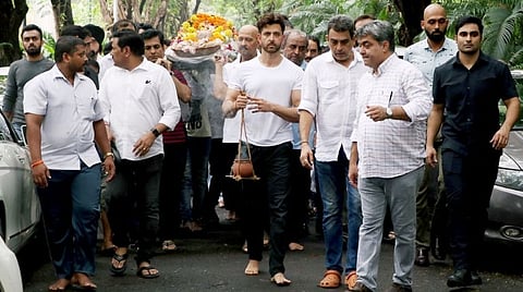 Hrithik Roshan’s Grandfather And Veteran Filmmaker J Om Prakash Dead