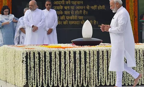 Tributes Paid to Atal Bihari Vajpayee