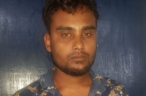 Youth Held with Pistol by Darrang Police and 14 Garhwal Rifles at NH 15