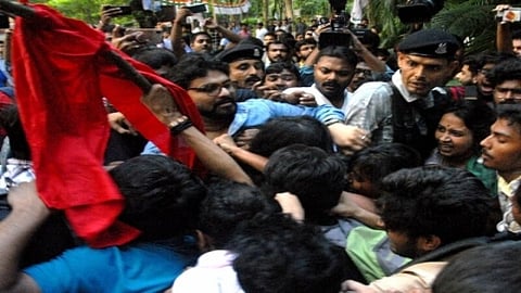 Jadavpur University (JU) Row: Students, Political Activists Hit the Streets
