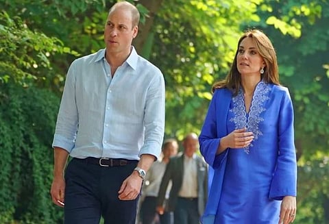Kate Middleton Dons Traditional Kurta in Pakistan