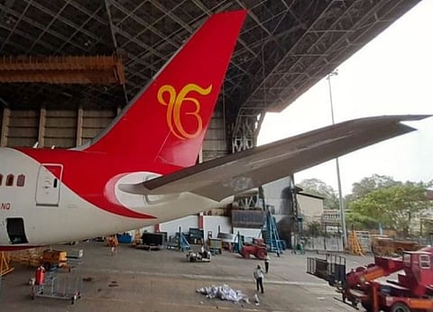Air India Airlines Paints it's Tail Wing With Sikh Symbol 'Ek Onkar'
