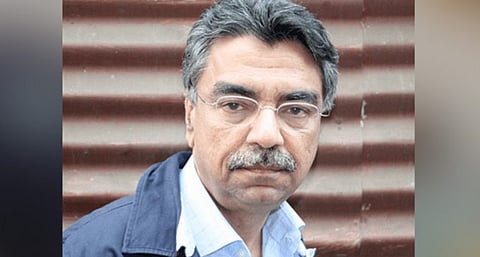 Of Khalid Mohamed writing a lonely novel