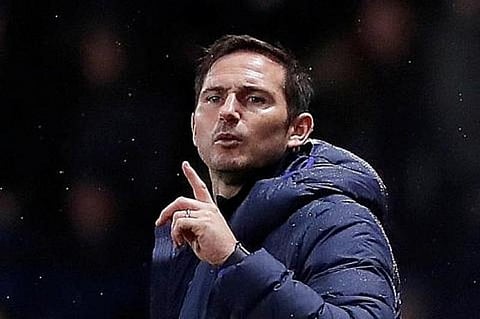 Frank Lampard fines: 20,000 pounds for turning up Late