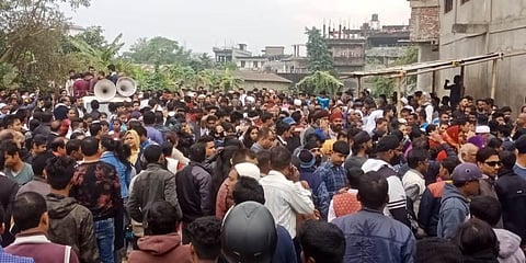 Dispur Shutdown: Assam Secretariat Employees Take to the Streets in Protest against CAB