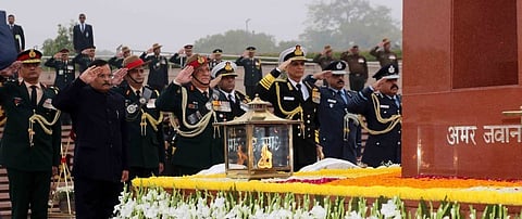 Vijay Diwas: Twitterati pay tributes to 1971 War Martyrs