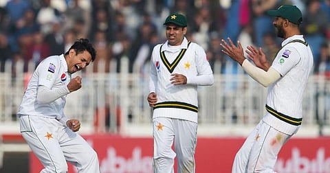 Bowlers put Sri Lanka on top against Pakistan