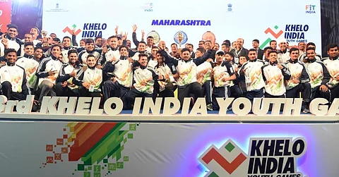 Maharashtra lift best team award in 3rd Khelo India Youth Games