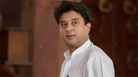 Amid ‘revolt’ from Scindia, Congress pays homage to Madhavrao