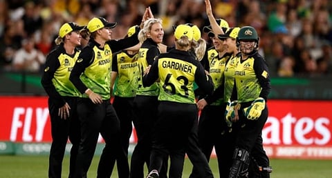 Clinical Australia floor India to win 5th T20 World Cup title