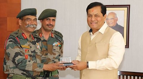 GOC Gajraj Corps calls on Chief Minister Sarbananda Sonowal