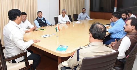 Sarbananda Sonowal directs Supply department to ensure delivery of essential commodities