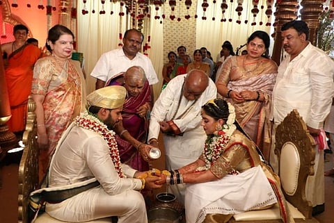Former Karnataka CM HD Kumaraswamy's son's wedding amid lockdown invites ciriticism