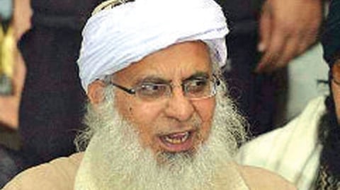 Pakistan cleric Maulana Abdul Aziz, 6 booked for disobeying government order