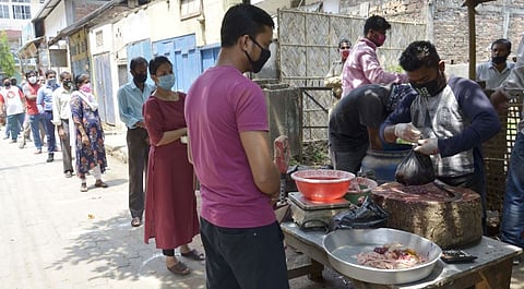 Citizens continue to flout lockdown norms in Guwahati