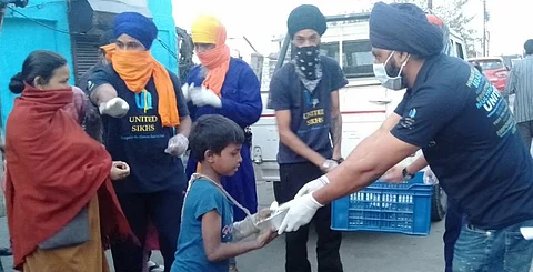 Sikh organization lend a helping hand to needy, hungry people during lockdown in Shillong